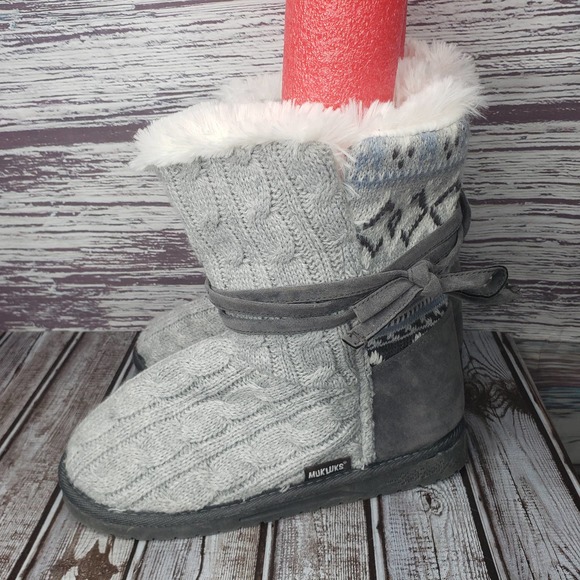 Muk Luks Clementine Women Size 9 Boots Knit